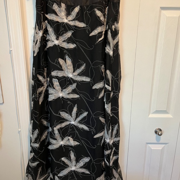 Victor & Milano long skirt size 16 - Picture 12 of 14